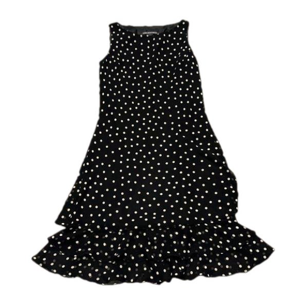 Jones Wear Dresses & Skirts - Jones Wear Dress 10 polkadot dress with the ruffled bottom